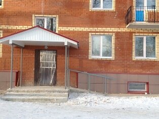 Танцорова, 32